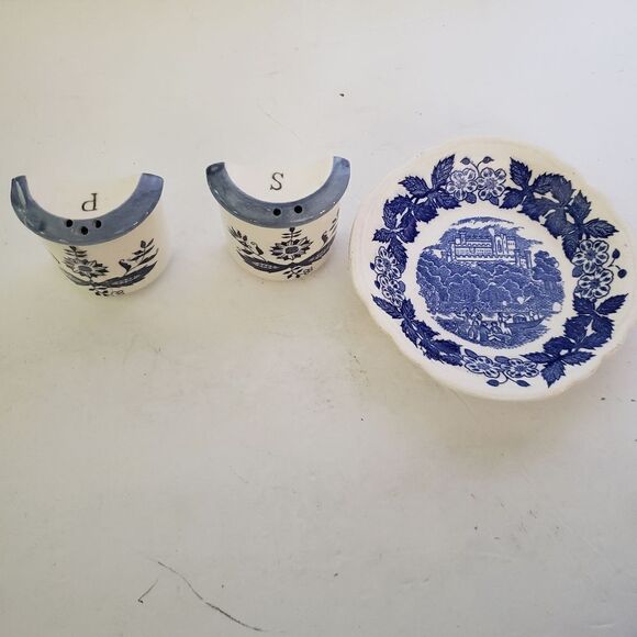 3 Piece Salt & Pepper Shaker Set - Picture 6 of 12